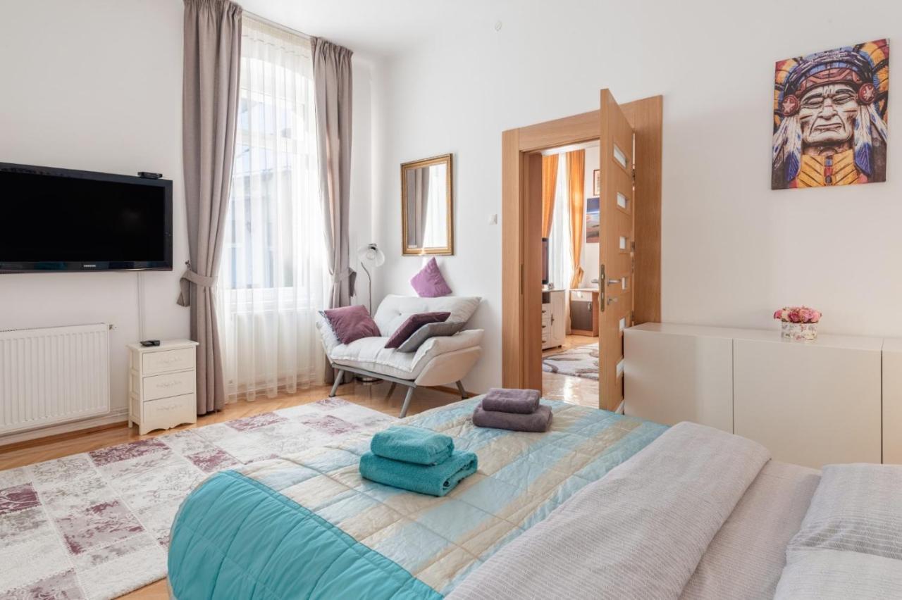 דירות Brasov Centrul Vechi - 67Sqm - 2Min To Counsel Square מראה חיצוני תמונה