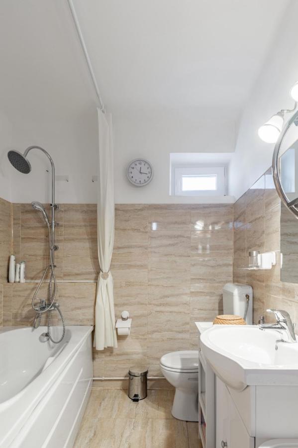 דירות Brasov Centrul Vechi - 67Sqm - 2Min To Counsel Square מראה חיצוני תמונה
