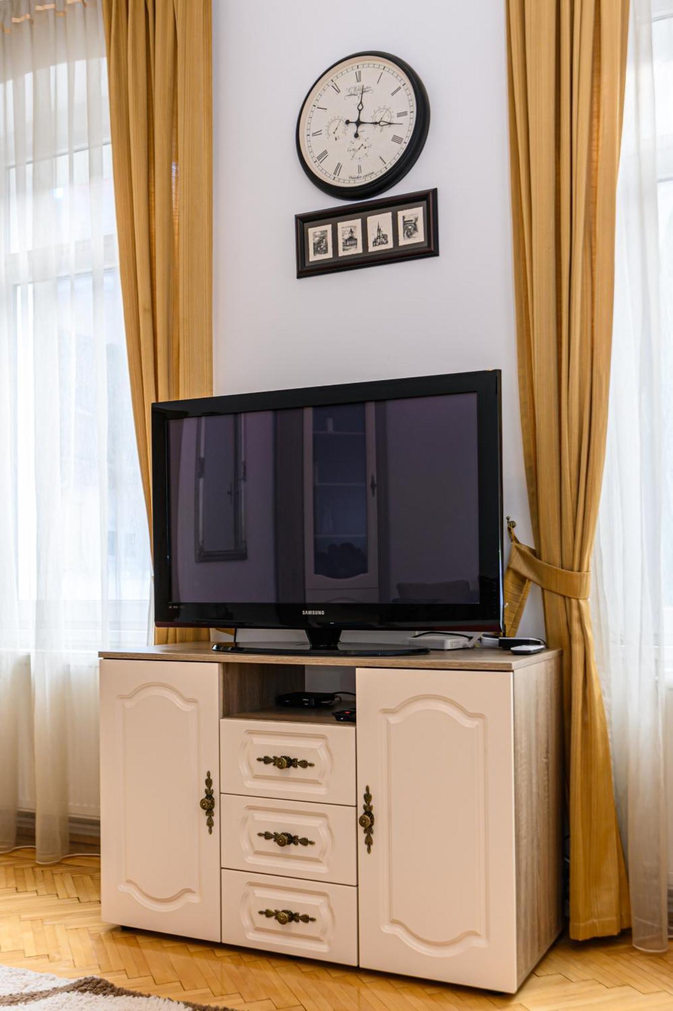 דירות Brasov Centrul Vechi - 67Sqm - 2Min To Counsel Square מראה חיצוני תמונה