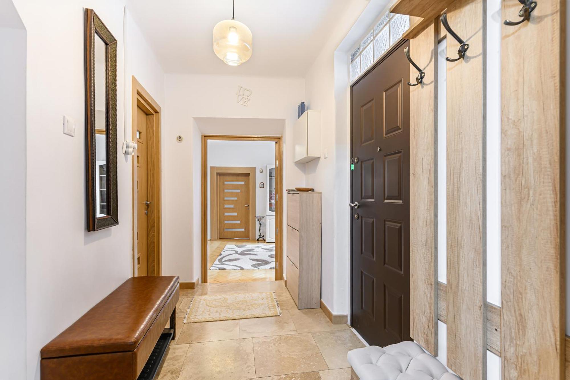 דירות Brasov Centrul Vechi - 67Sqm - 2Min To Counsel Square מראה חיצוני תמונה
